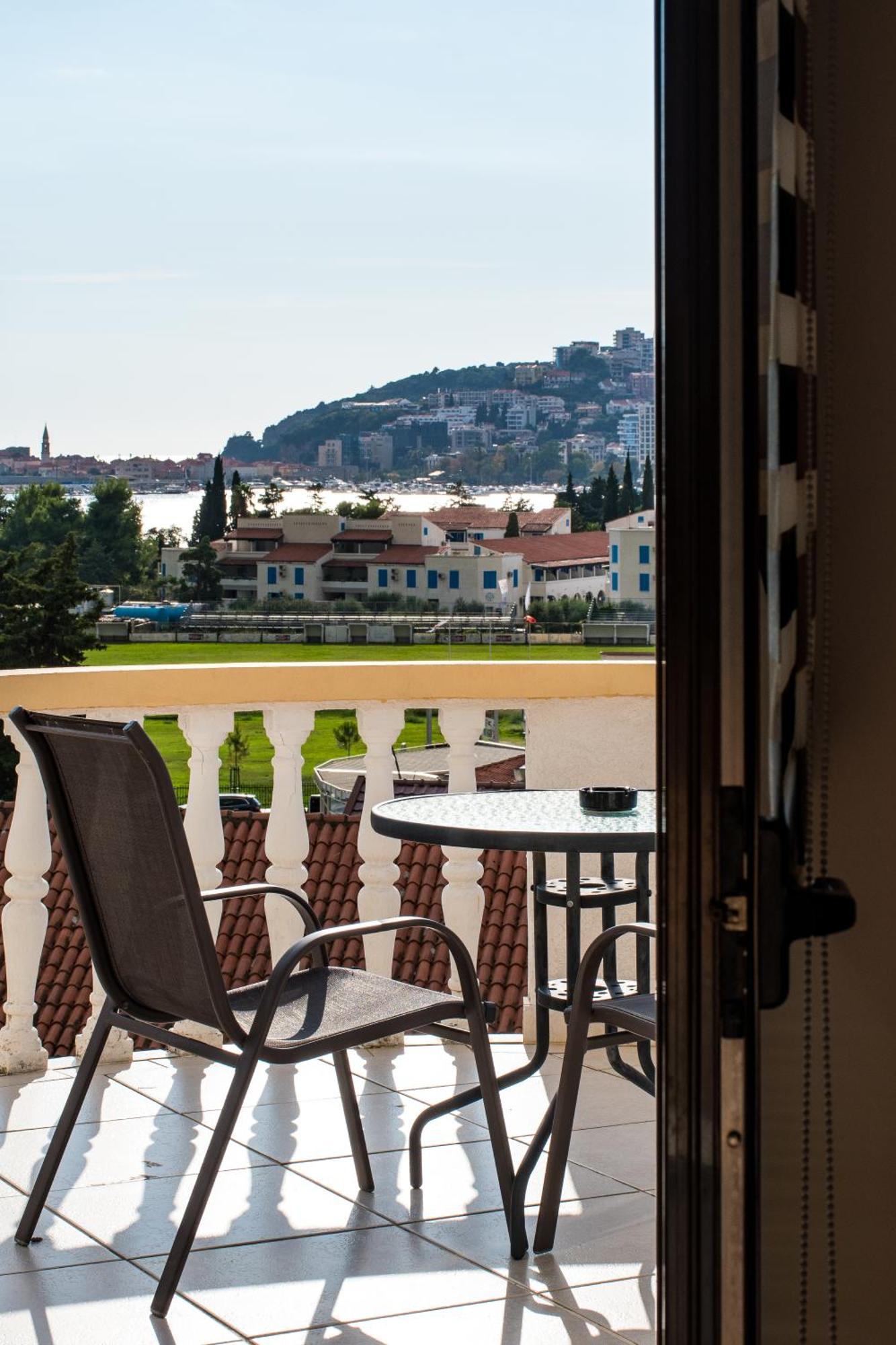Villa Vojnic Budva Exterior foto