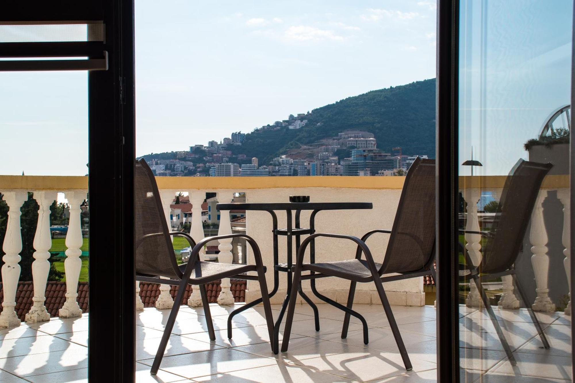 Villa Vojnic Budva Exterior foto