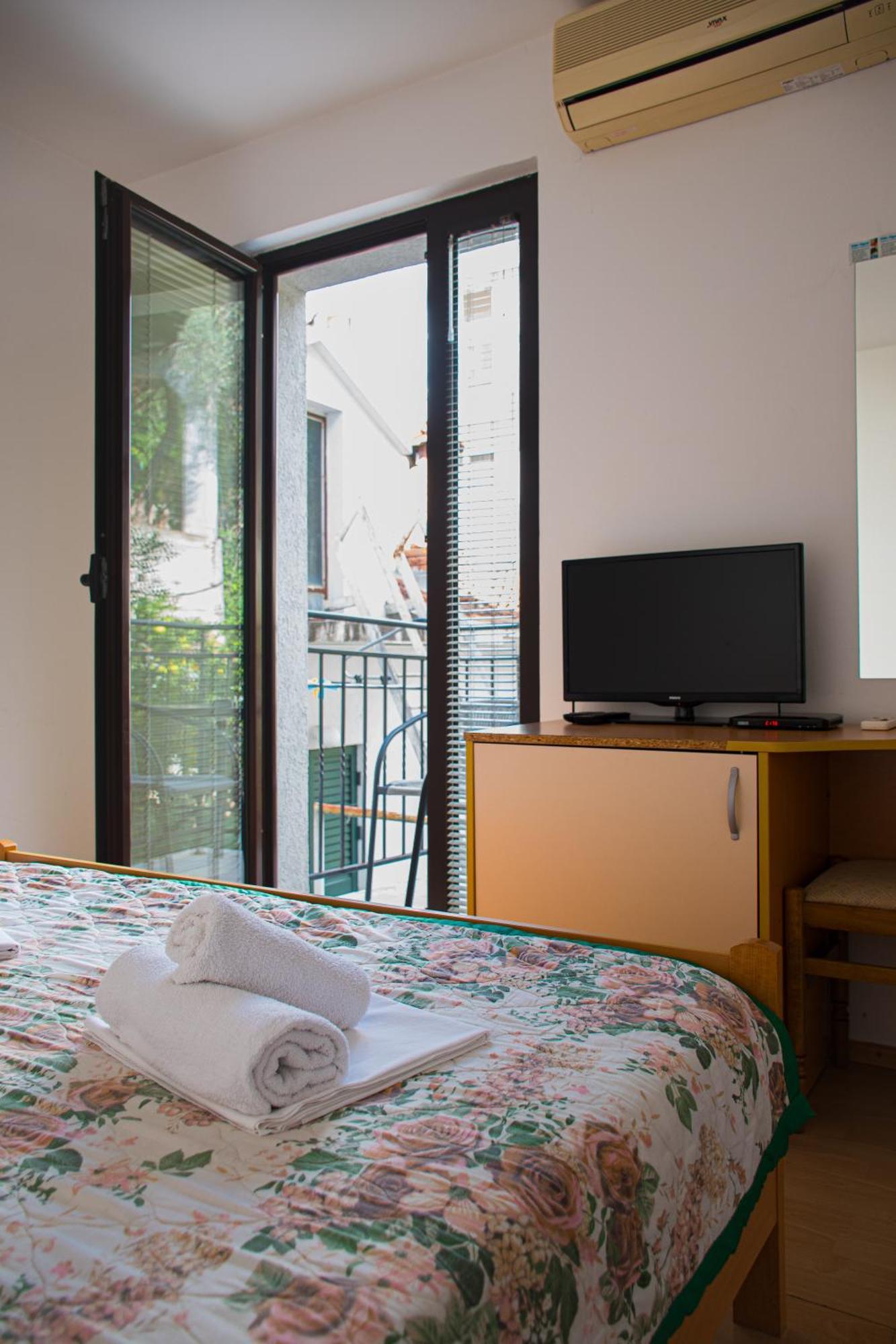 Villa Vojnic Budva Exterior foto
